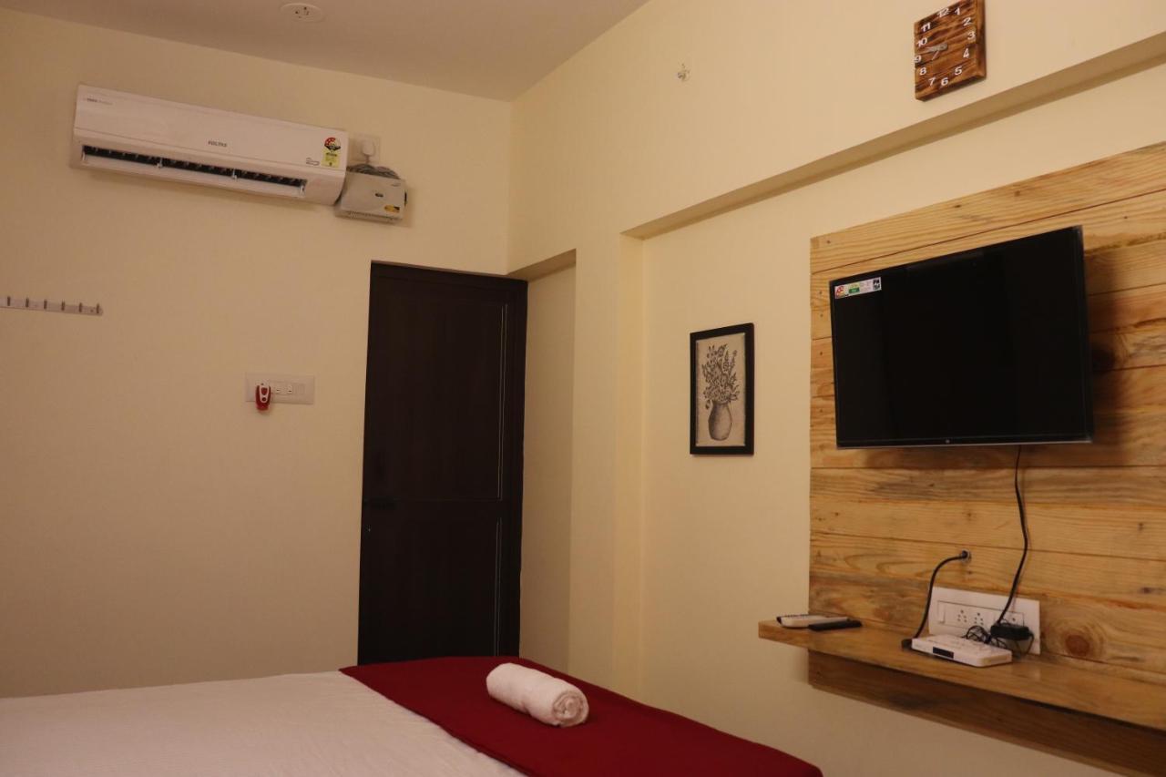 Grand Suites Srirangam Tiruchirappalli Exterior foto